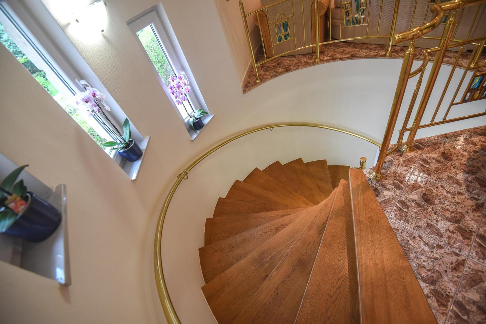 Amore Apartmanhaz Siófok Esterno foto