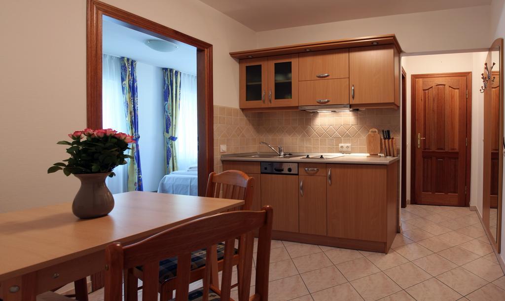 Amore Apartmanhaz Siófok Esterno foto