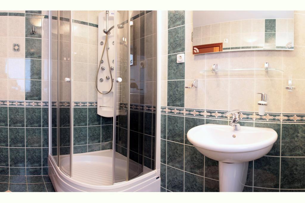 Amore Apartmanhaz Siófok Esterno foto